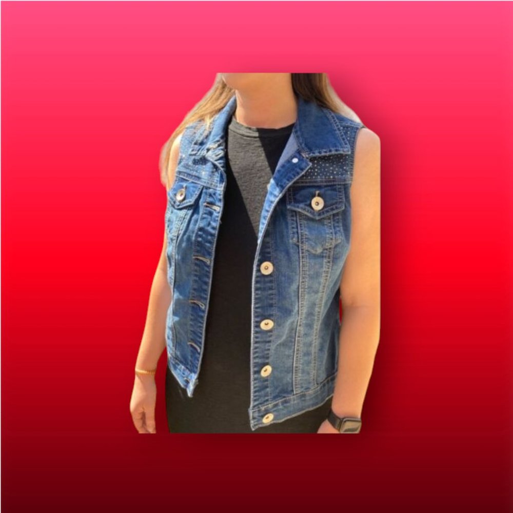 PXL Baccini ladies' denim sleeveless rhinestone embellished Yoke Vest Sz PXL